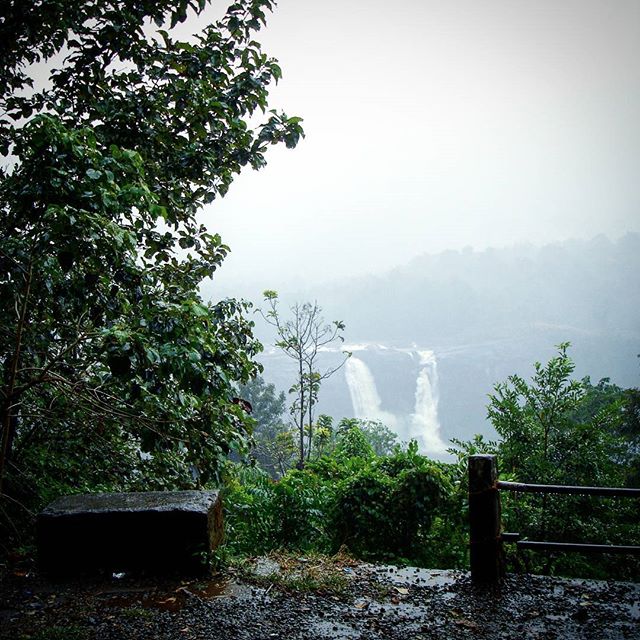 Athirappilly Falls, Thrissur. Also shot this on my Sony DSC-P200.